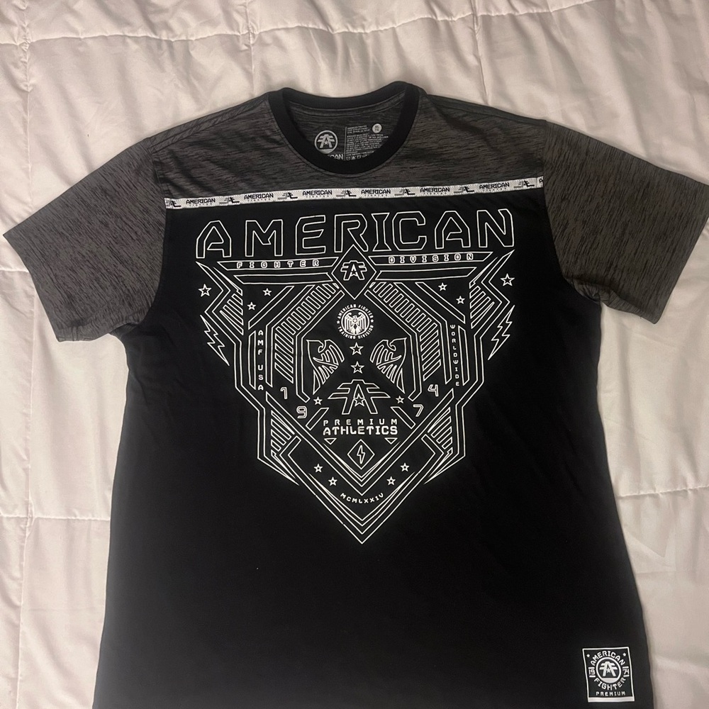 American Fighter Black and Gray Short Sleeve Tees